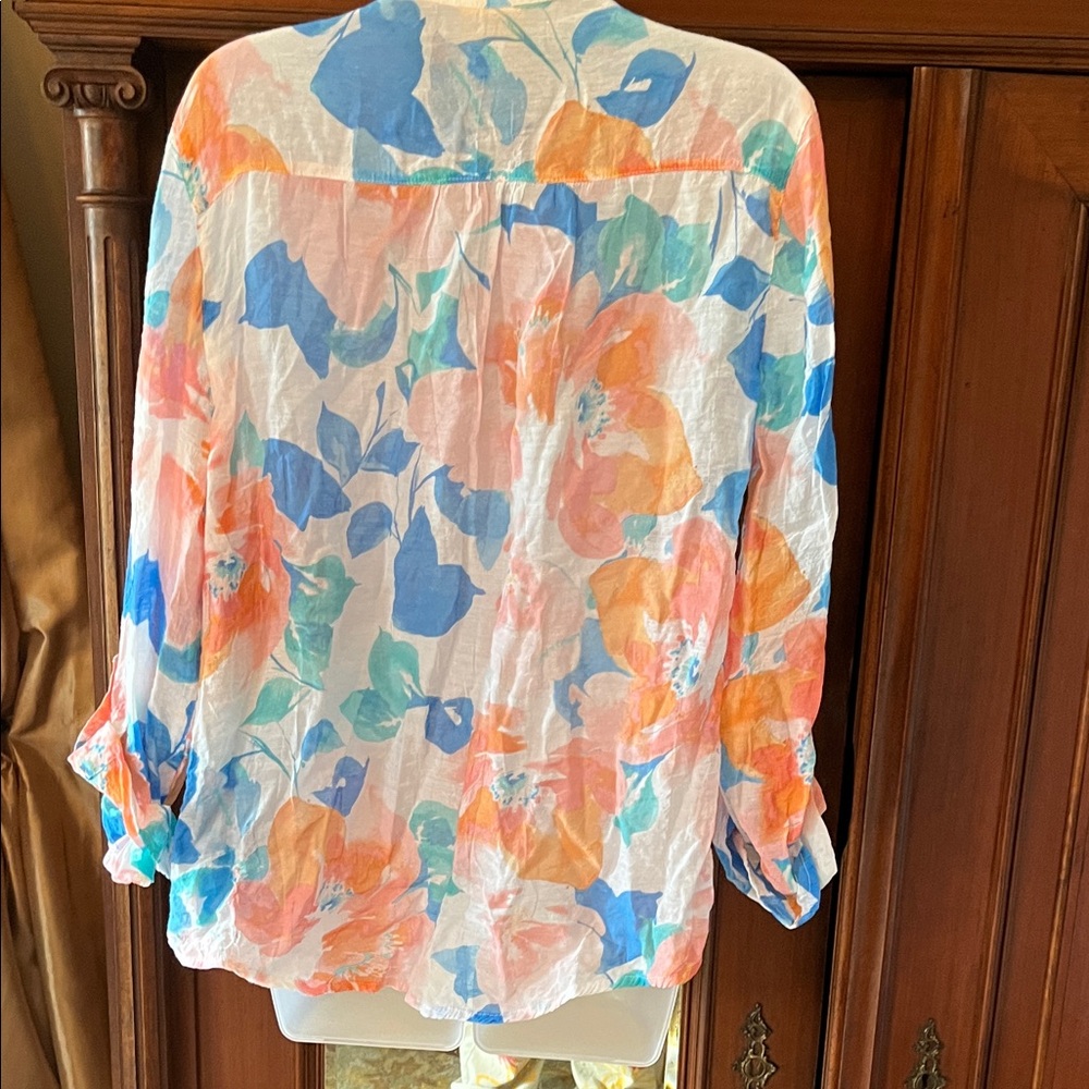 Ruby Rd. Beautiful Floral Button Down Blouse - image 2
